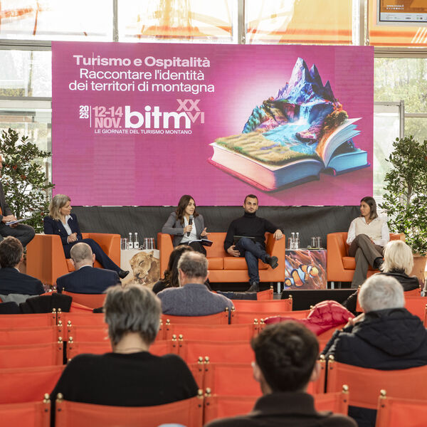 XXVI BITM - L'intervento degli studenti del corso di laurea magistrale in "Management della sostenibilità e del turismo" 